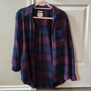 American Eagle purple women’s flannel